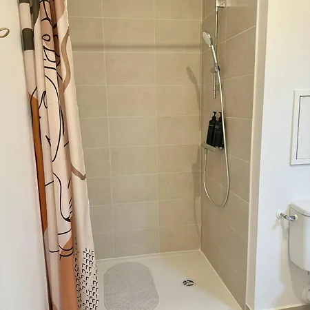 Moderne Et Equipe, Proche Du Rer, Paris & Aeroport D'orly En 20 Min, Lit Bebe Sur Demande * Vitry-sur-Seine