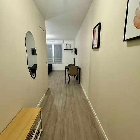 Moderne Et Equipe, Proche Du Rer, Paris & Aeroport D'orly En 20 Min, Lit Bebe Sur Demande Apartmán